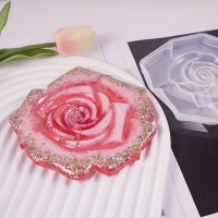 Epoksi Bardak Altı Kabartmalı Gül Desenli Bardak Altlığı Taş Tozu Kalıbı 13.5x13.1x1.2cm Epoksi Bardak Altı Kabartmalı Gül Desenli Bardak Altlığı Taş Tozu Kalıbı 13.5x13.1x1.2cm