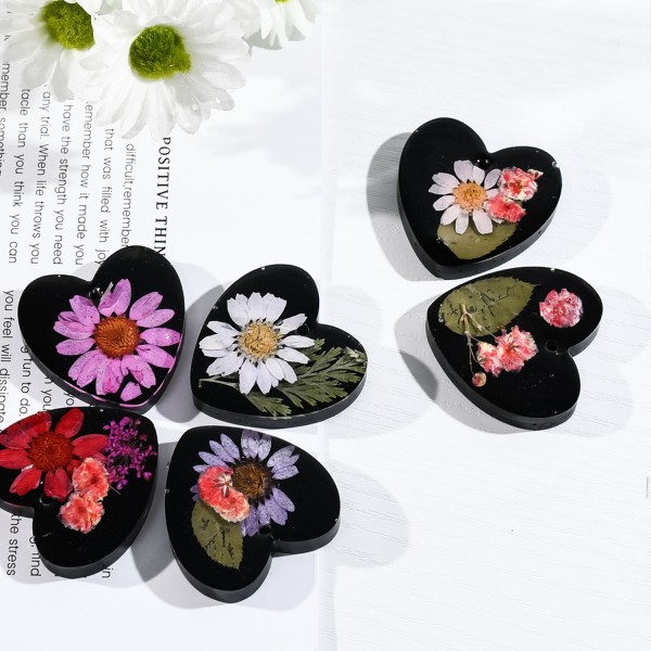 Epoksi Çoklu Kalp Kolye Kalıbı Kokulu Taş Tozu Kolye Kalıbı Silikon 3.8x3.5cm